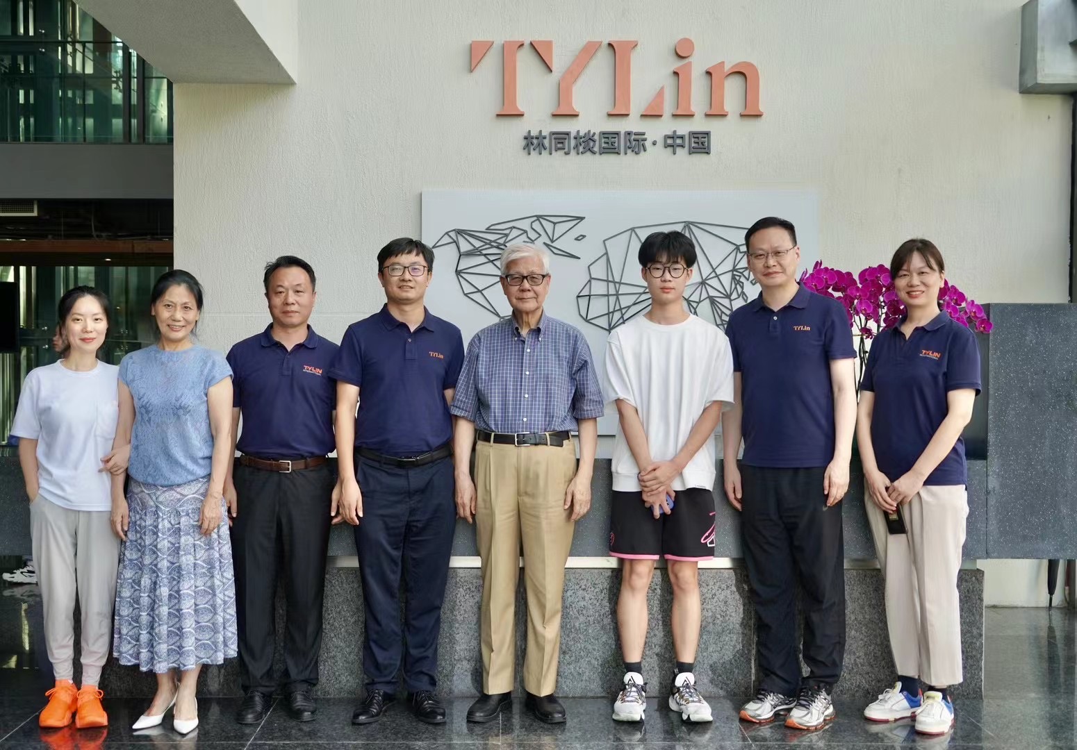 1728460569812916.jpg 222333.jpg